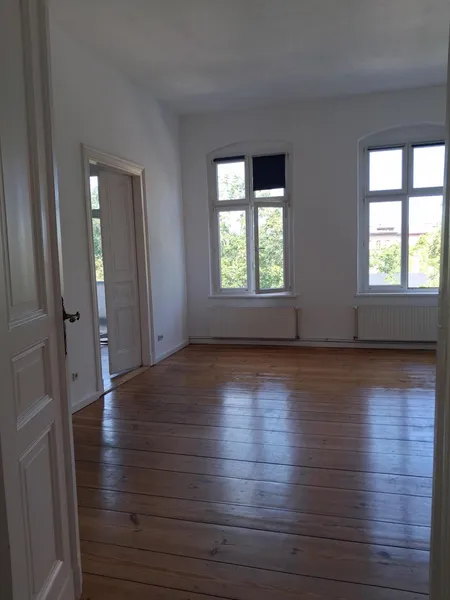 Helle Altbauwohnung mit Balkon in Moabit — photo 1